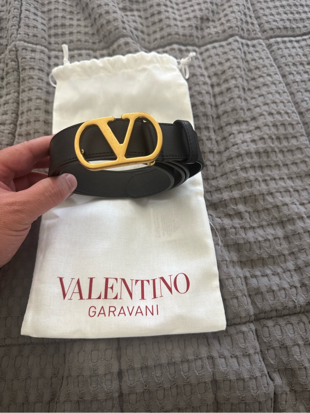 Valentino Garavani Black Leather Belt with Gold V Logo Buckle Size 115